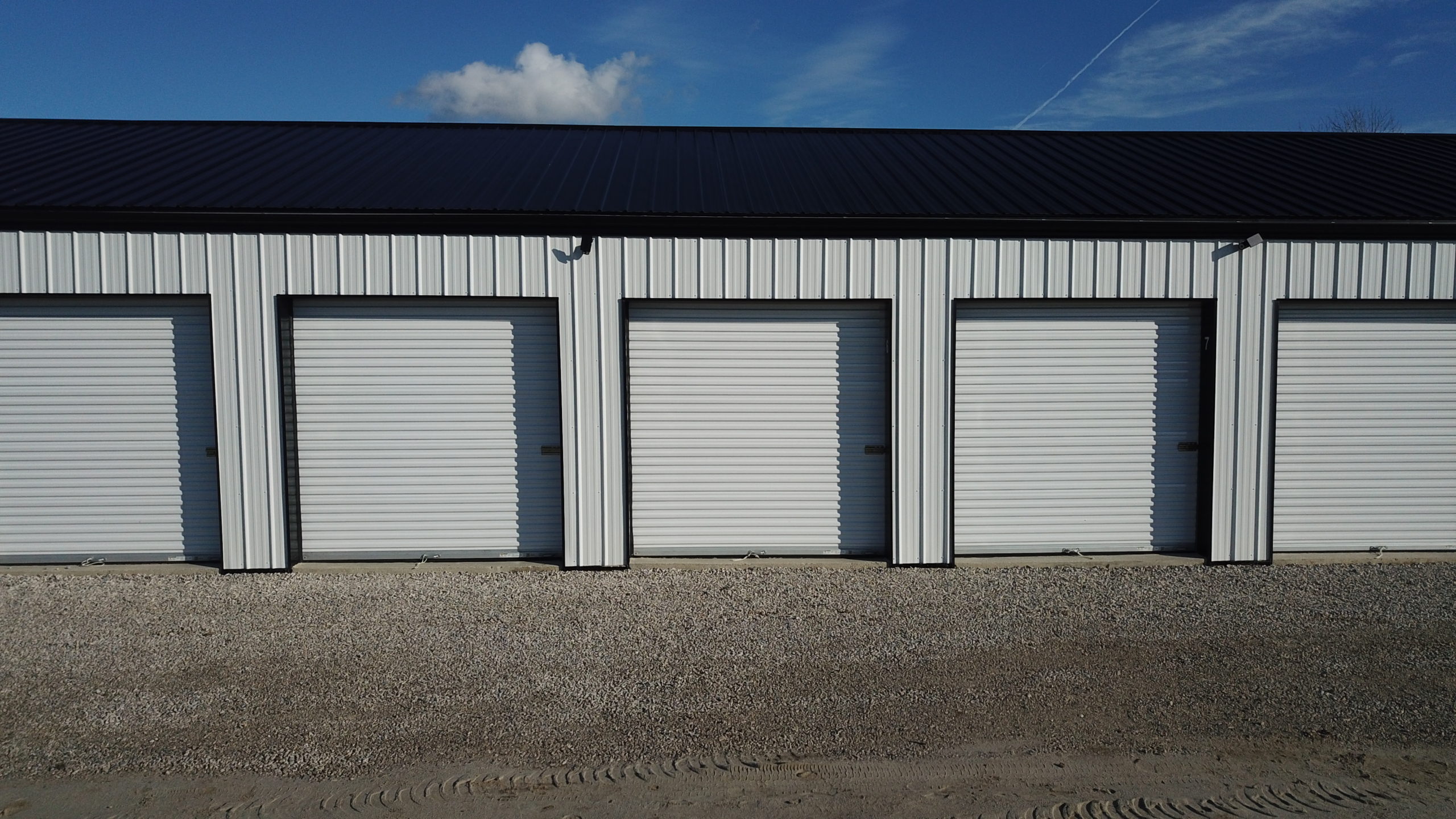 10x10 storage unit